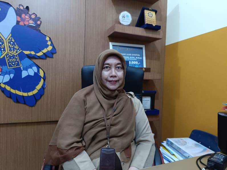 Kepala SMA Nasional KPS Balikpapan, Noor Yanti Aziza. (Foto: Achmad Fadillah/Pusaranmedia.com)