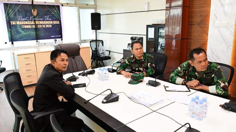 Anggota DPRD Paser Kasri mengikuti Rakornis TMMD ke-129 di Kodim 0904/Paser. (Foto : Dok DPRD Paser)
