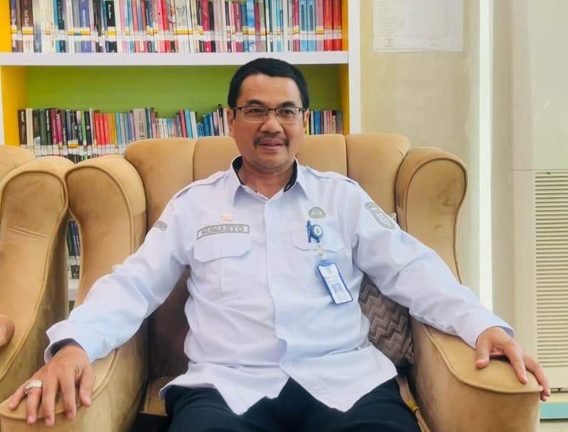 Sekretaris Dinas Perpustakaan dan Kearsipan (Dispusip) Berau, Sunarto. (Foto: Nur Hidayah/ pusaranmedia.com)