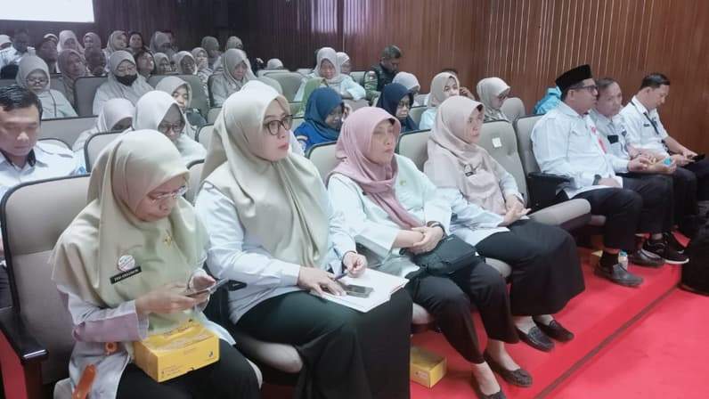 Dinas Perpustakaan dan Kearsipan (DPK) Kota Bontang menggelar Diskusi Perpumpun Akuisisi Arsip Statis dan Akuisisi Arsip Berkelanjutan. (Foto: Lutfi Aziz/Pusaranmedia.com)