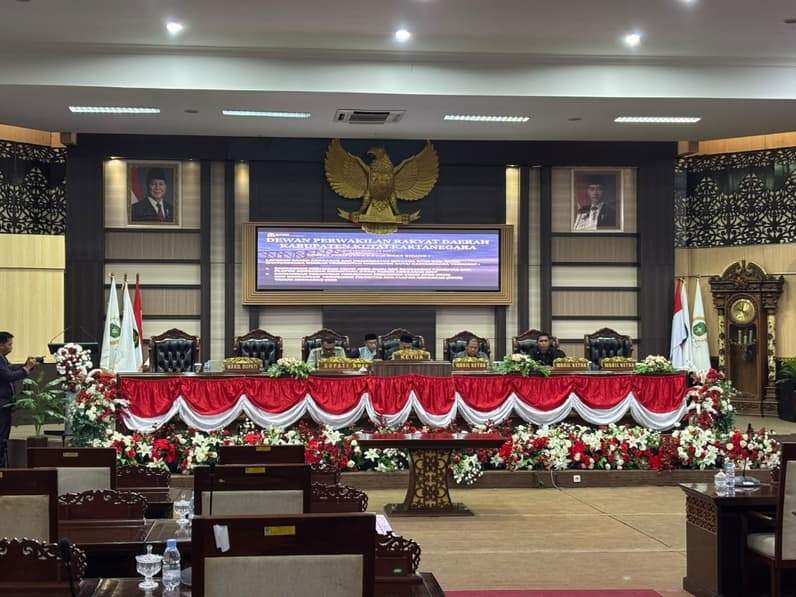perubahan KUA-PPAS Tahun Anggaran 2026 serta rancangan KUA-PPAS Tahun Anggaran 2027 dalam rapat paripurna, Rabu (23/9/2026) (Foto: Aswin/pusaranmedia.com)