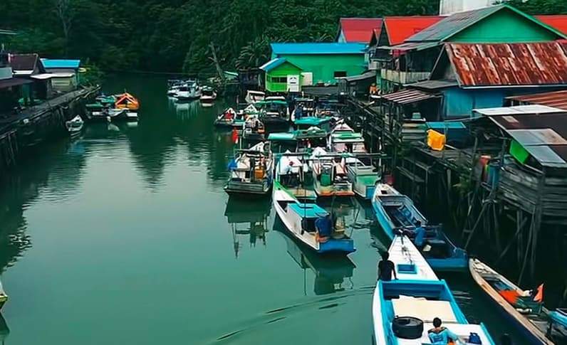 Nelayan di Kabupaten Berau. (Foto: Nur Hidayah/Pusaranmedia.com)