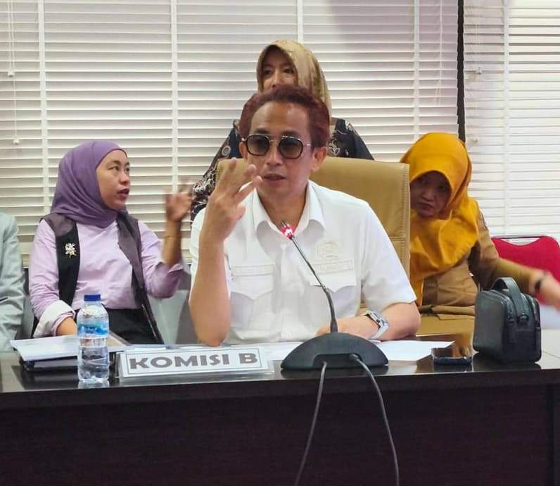 Ketua Komisi B DPRD Kota Bontang, H Rustam. (Foto: Lutfi Aziz/Pusaranmedia.com)
