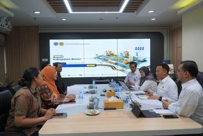 Audiensi Bupati Berau bersama Direktorat Jenderal Perhubungan Darat Kementerian Perhubungan Republik Indonesia. (Foto: Prokopim Berau)