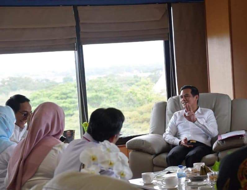 Bupati Nunukan H Irwan Sabri usai menandatangani MoU dengan Universitas Hasanuddin Makassar. (Foto: Prokopim Nunukan)