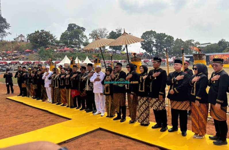 Pembukaan Erau 2026 di Stadion Rondong Demang Tenggarong. (Foto: Aswin/Pusaranmedia.com)