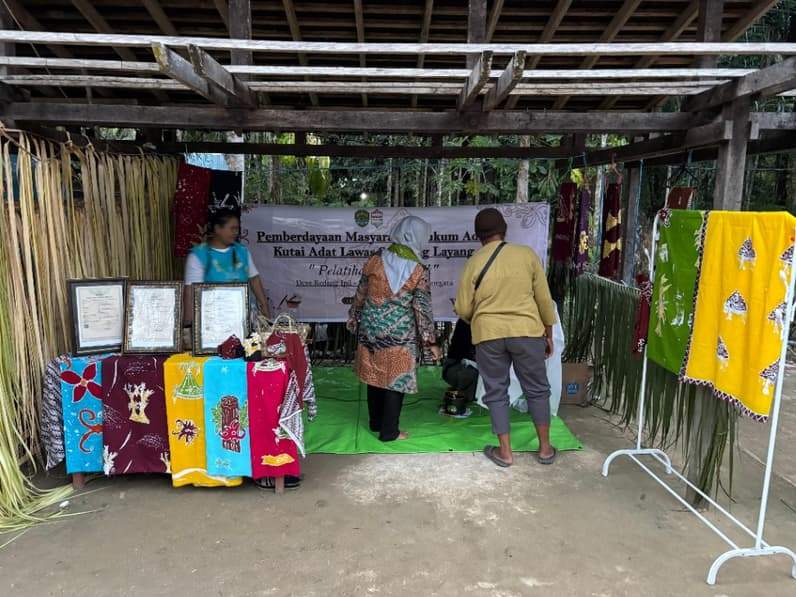 Batik khas Desa Kedang Ipil (Foto: Aswin/pusaranmedia.com)