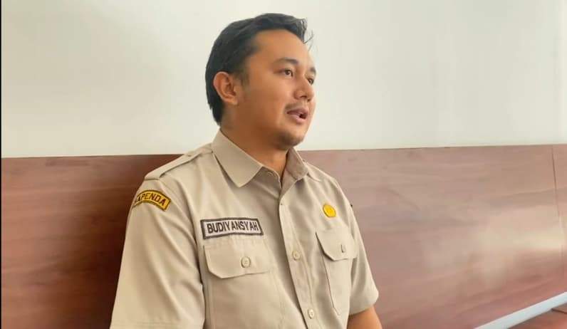 Kepala Seksi Pendataan dan Penetapan UPTD Bapenda Wilayah Nunukan, Ahmad Budiansyah Abidin Putra. (Foto: Diansyah/Pusaranmedia.com)