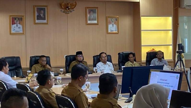 Sosialisasi Inventarisasi dan Verifikasi PPTKH dalam Rangka Penataan Kawasan Hutan 2026, di ruang rapat Sadurengas, Kantor Bupati Paser. (Foto : Dok Prokopim Paser)