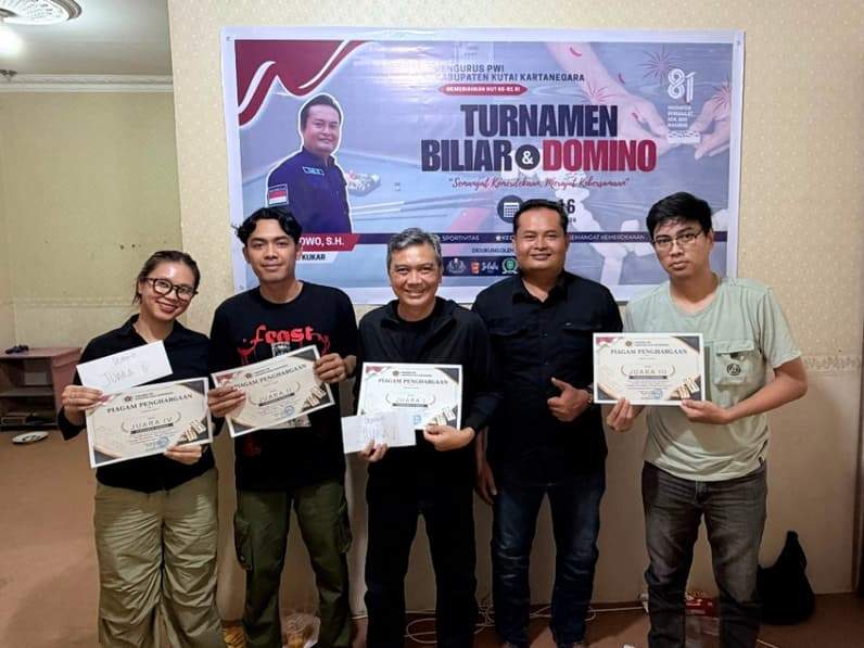 Juara turanmen domino PWI kukar (Foto: PWI Kukar)