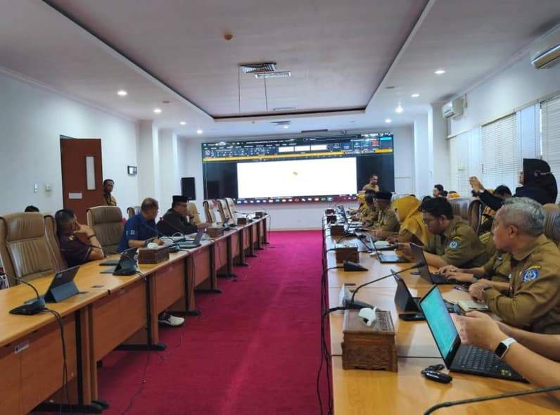 Tim Pansus DPRD Kota Bontang Gelar Rapat Terkait RTRW (Dok:Lutfi Aziz /Pusaranmedia.com)