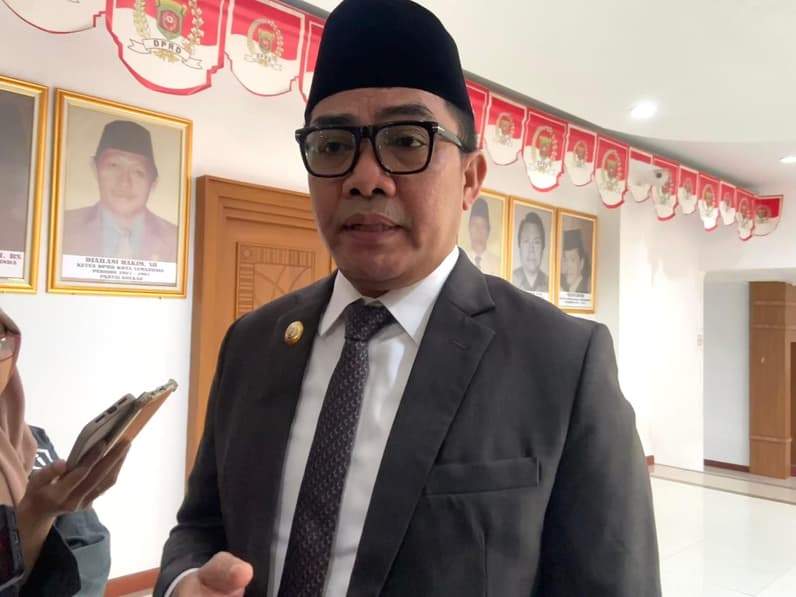 Wali Kota Samarinda, Andi Harun saat menyampaikan bahwa efisiensi anggaran masih berlanjut pada 2027, Jumat (14/8/2026). (Foto: Tri/Pusaranmedia.com)