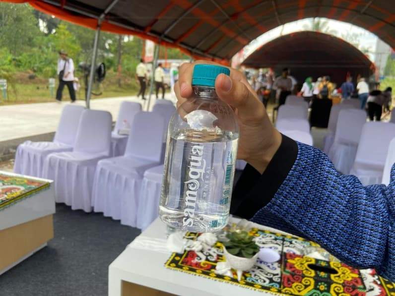 AMDK hasil produksi Perumdam Tirta Kencana Kota Samarinda. (Foto: Tri/Pusaranmedia.com)