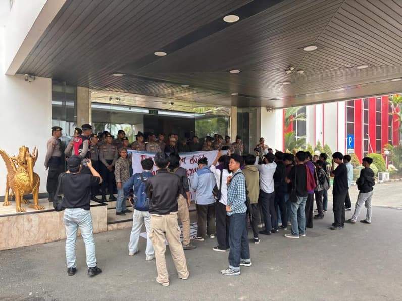 Ilustrasi aksi mahasiswa (Foto: Aswin/pusaranmedia.com)