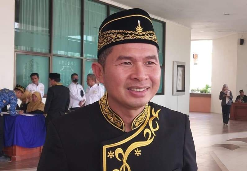 Kepala BKAD PPU, Muhajir. (Foto: Adi Kade/Pusaranmedia.com)