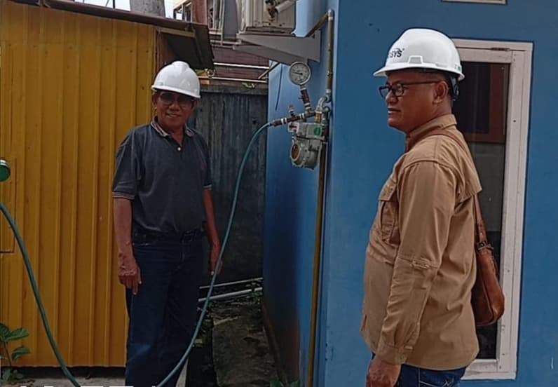 Monitoring Pemasangan Jaringan Gas di Wilayah Tanjung Laut. (Foto: Lutfi Aziz/Pusaranmedia.com)