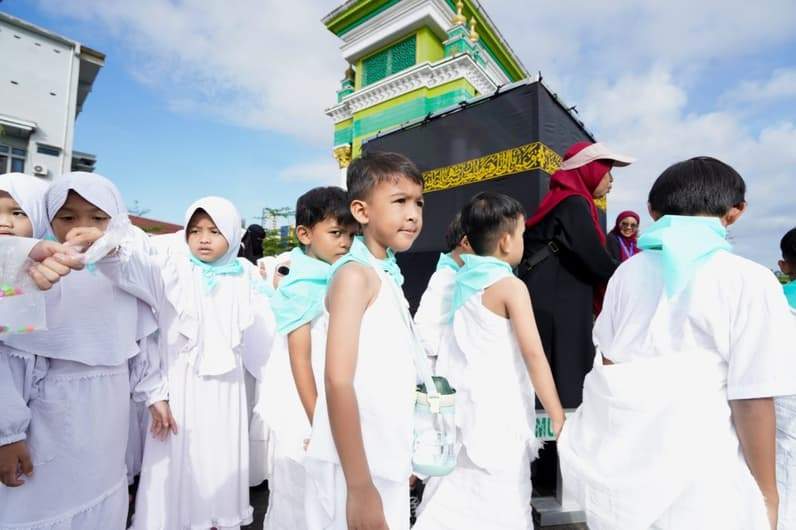 Kegiatan manasik haji cilik yang diselenggarakan IGTKI Kecamatan Tanah Grogot. (Foto : Dok IGTKI Tanah Grogot)