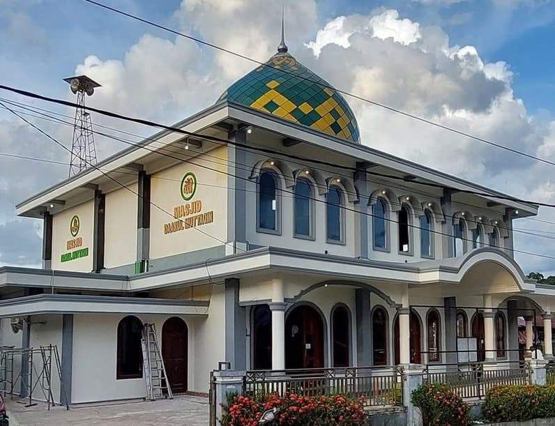 Masjid (DKM) Daarul Muttaqin Tenggarong (Foto: Fb Masjid (DKM) Daarul Muttaqin Tenggarong)