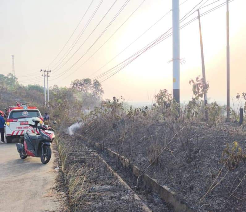 Kebakaran di Jalan Pipa pada Senin (12/10/2026) (Dok:Lutfi Aziz/Pusaranmedia.com)
