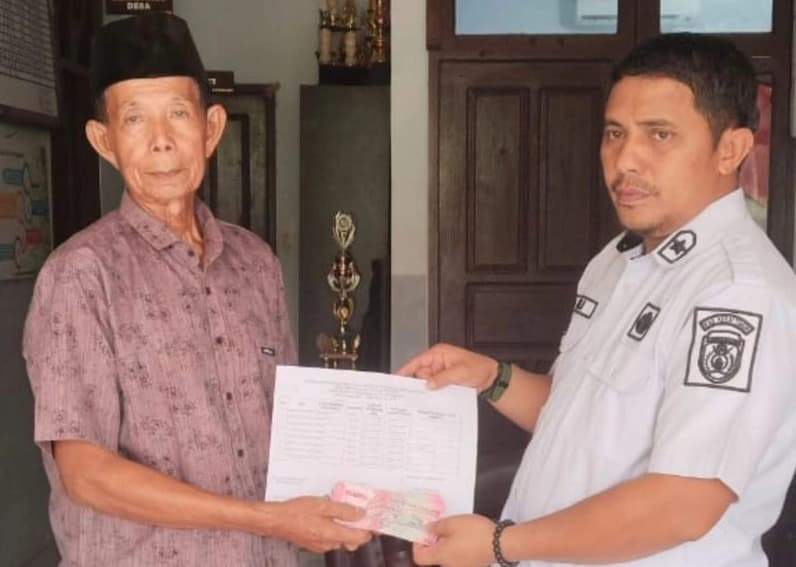 Kepala Desa Kandolo Kecamatan Teluk Pandan. (Foto: Istimewa)