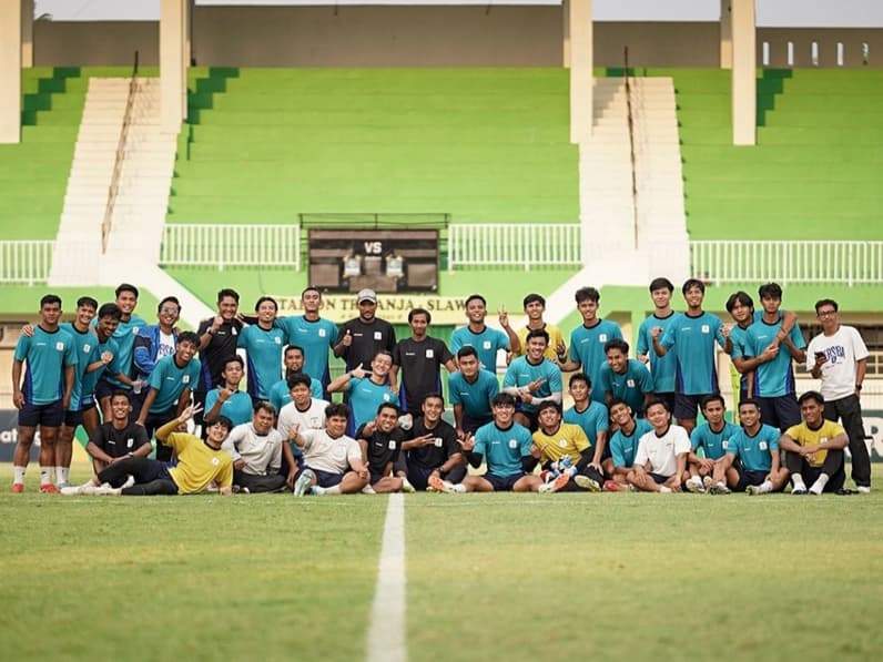 Skuat Persiba Balikpapan usai menjalani uji coba lapangan di Stadion Trisanja Slawi Tegal, Kamis (7/5/2026). (Foto: Media Official Persiba Balikpapan)