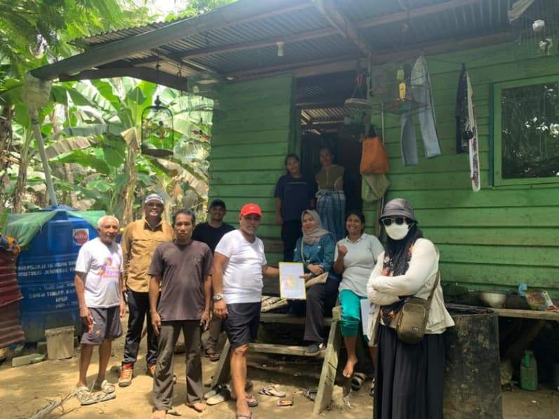Proses verifikasi lapangan yang di lakukan langsung oleh Kepala BPPD Nunukan Robby Nahak Serang di Pulau Sebatik. (Foto: Diansyah/Pusaranmedia.com)