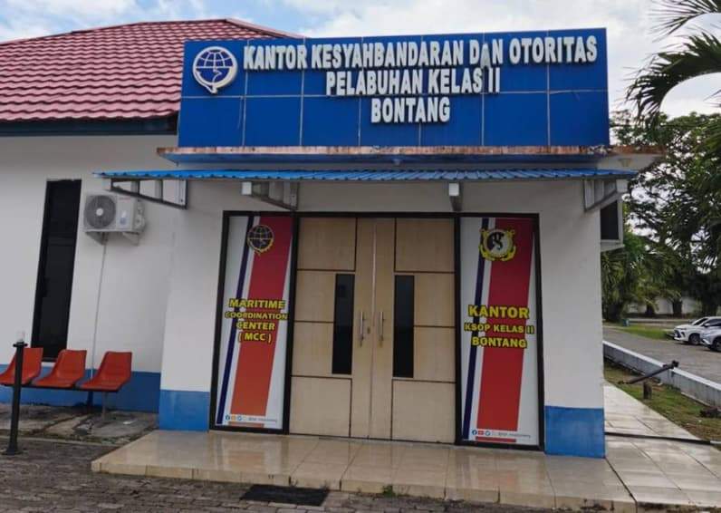 Kantor Kesyahbandaran dan Otoritas Pelabuhan Kelas II Bontang. (Foto: Lutfi Aziz/Pusaranmedia.com)