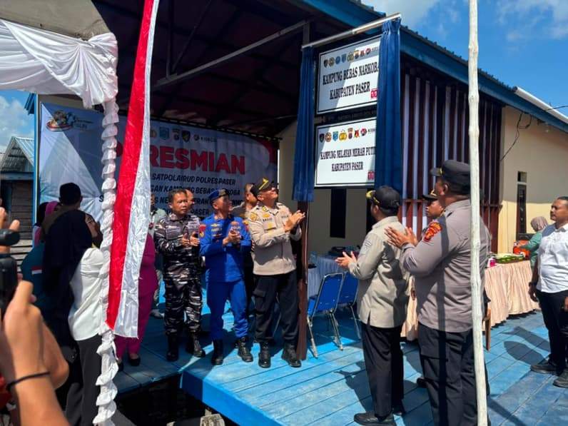Prosesi peresmian Pos Satpolairud Polres Paser di Desa Lori. (Foto: Dok Satpolairud Polres Paser)