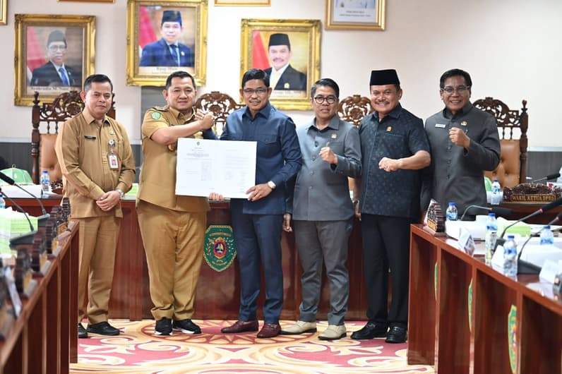 DPRD PPU menetapkan Raperda Perubahan Pajak dan Retribusi Daerah, Selasa (21/7/2026). (Foto: Humas Setkab PPU).