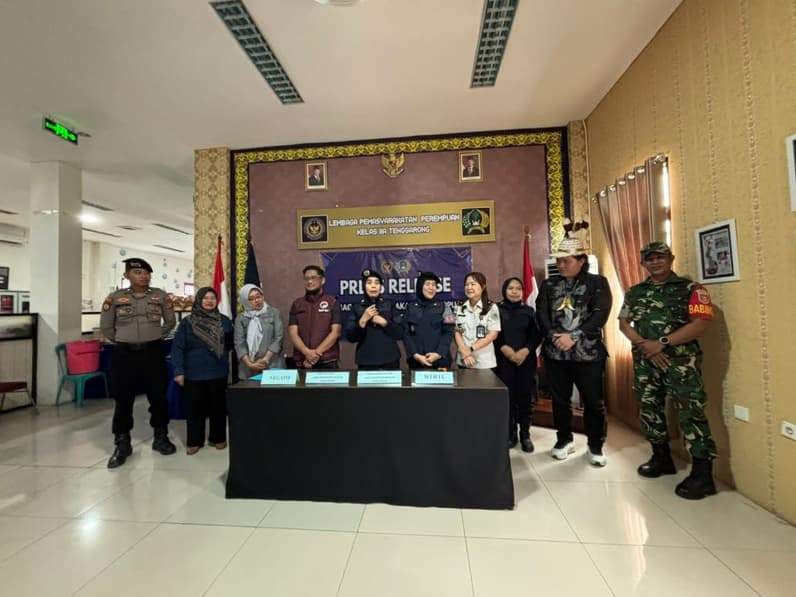 Press Release Pemasyarakatan Bersih dari Handphone ilegal, Narkoba, dan Penipuan (Halinar) lapas perempuan tenggarong (Foto: Aswin/pusaranmedia.com)