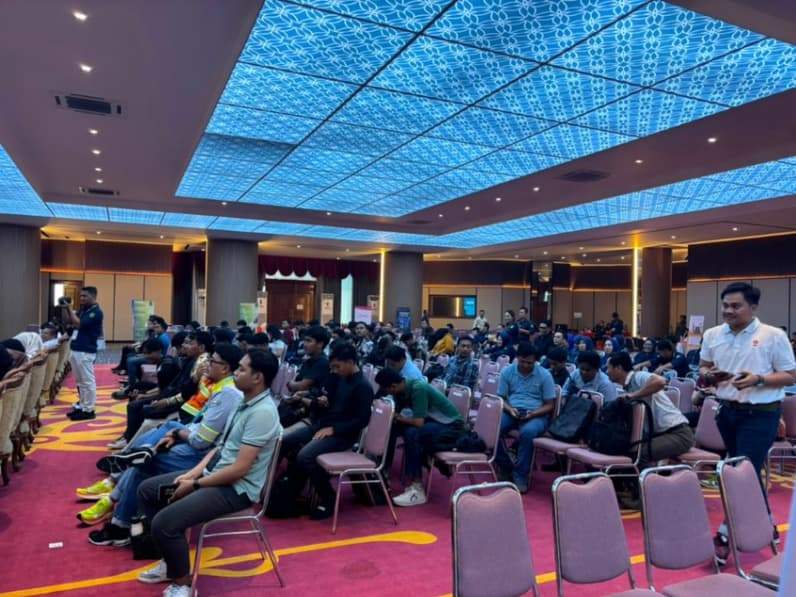 Para pencari kerja di job fair 2026 di kukar. (Foto: Aswin/Pusaranmedia.com)