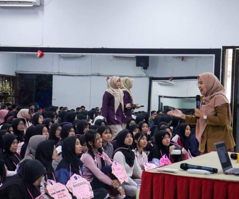 DP3AKB Sosialisasi Perlindungan Anak dalam Kegiatan MPLS Ramah. (Foto: Lutfi Aziz/Pusaranmedia.com)