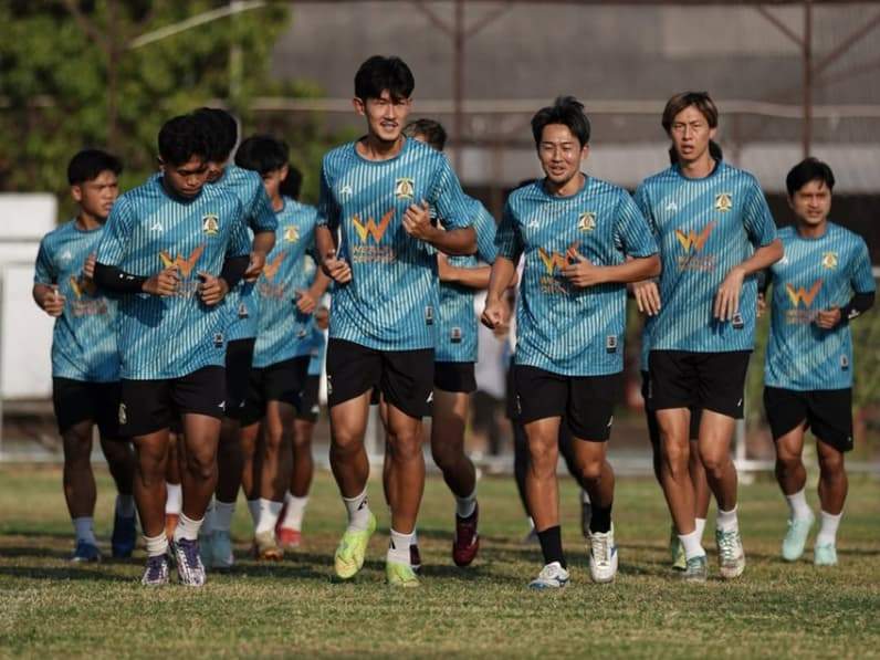 Skuat Persiba Balikpapan berlatih untuk mencuri poin di kandang PS Barito Putera. (Foto: Media Official Persiba Balikpapan)