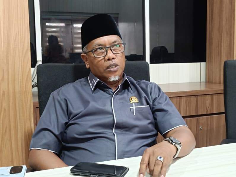 Anggota Komisi II DPRD Balikpapan, Japar Sidik. (Foto: Achmad Fadillah/Pusaranmedia.com)