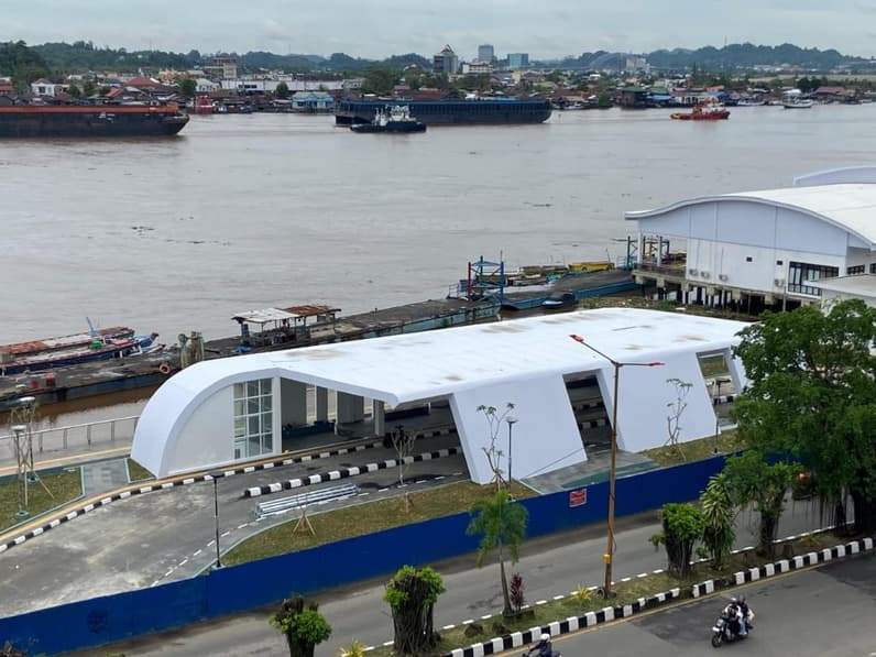 Kawasan Teras Samarinda tahap dua yang telah rampung dikerjakan. (Foto: Tri/Pusaranmedia.com)