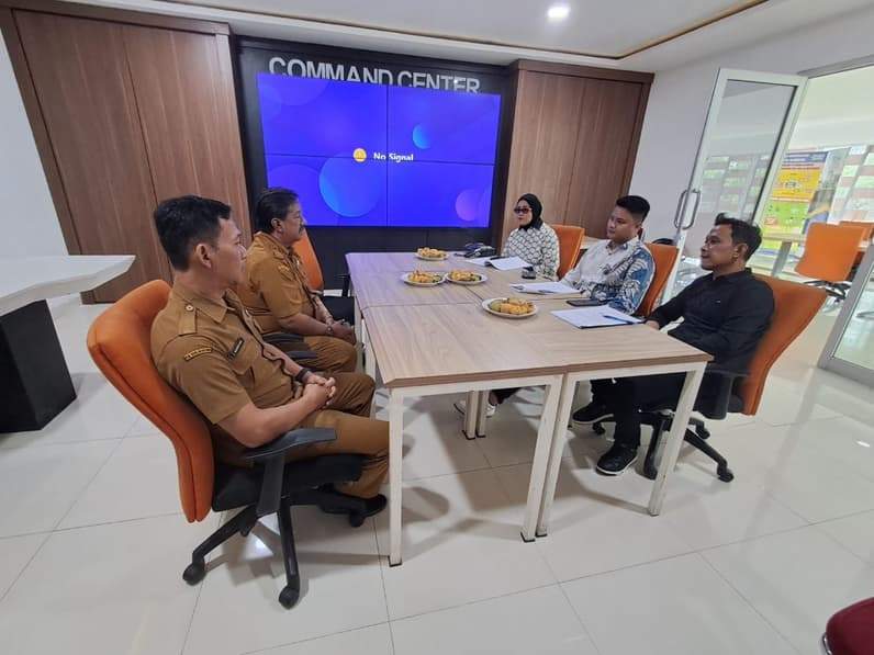Saat kunker Pansus I DPRD Paser di Dinsos Kota Bandung. (Foto: Dok.DPRD Paser)