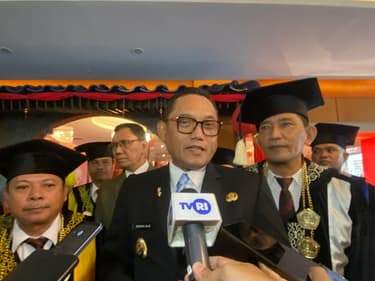 Wagub Kaltim Hadiri Wisuda IKIP PGRI, Dorong Lulusan Lanjut S2 Lewat Program Gratispol
