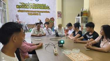 Kenalkan Keanekaragaman Hayati, Siswa SMAN 1 Lumbis Diajak Masuki Hutan TNKM